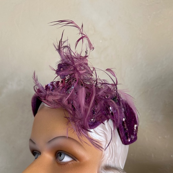 GLOWING 1950\'s PURPLE COCKTAIL HAT + SEQUINS/FEATHERS/FLOWERS/BROOCH main image 13